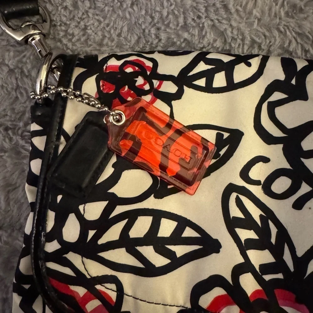 COACH Y2K Kyra Poppy Daisy Graffiti Floral Print Crossbody Bag
